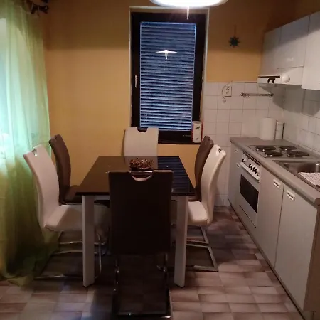 Tulman Apartman Balatonberény