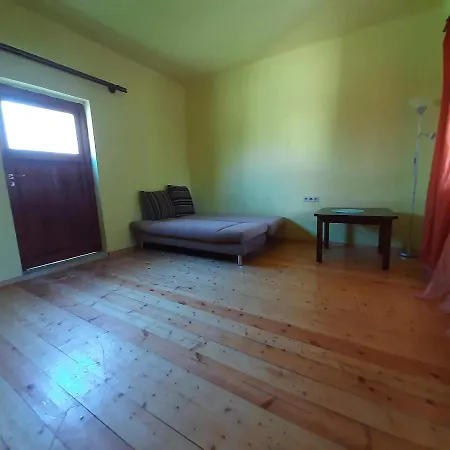 Tulman Apartman *